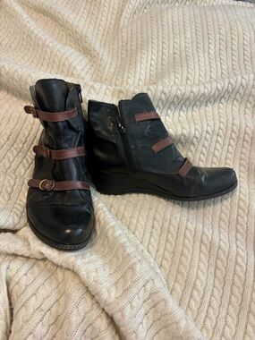 Eric Michael Black Ankle Booties with Brown Strap Accents size 40